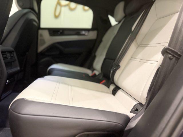PORSCHE Cayenne Coupé 3.0 V6 E-Hybrid