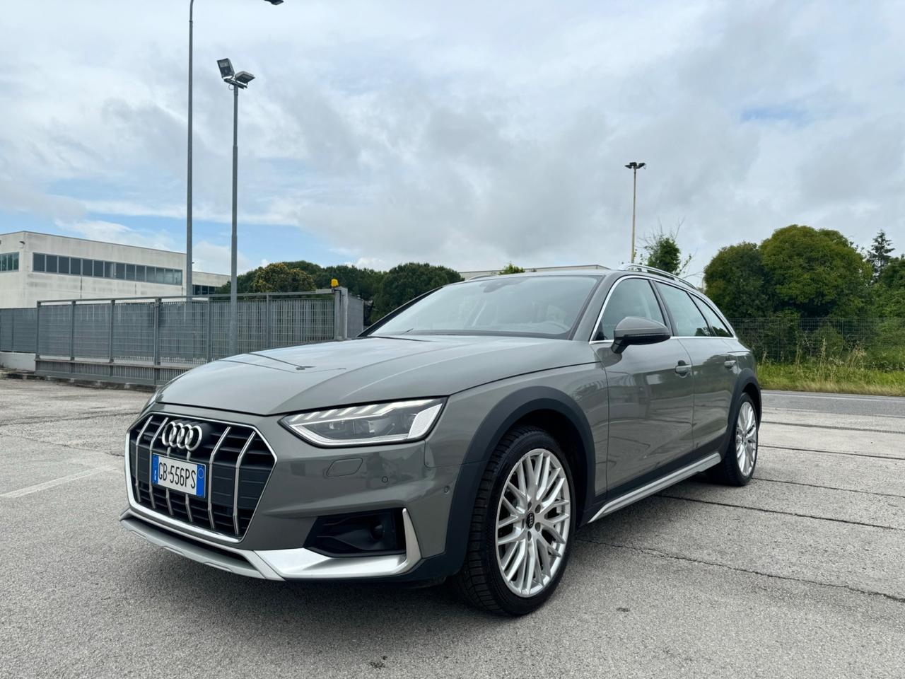 AUDI A4 ALLROAD 2.0 Tdi -Virtual Led Ambient 19