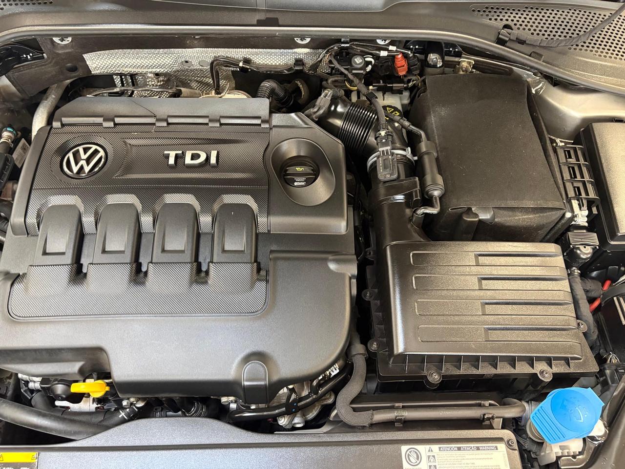 Volkswagen Golf 5p 1.6 tdi (btdi) Comfortline 110