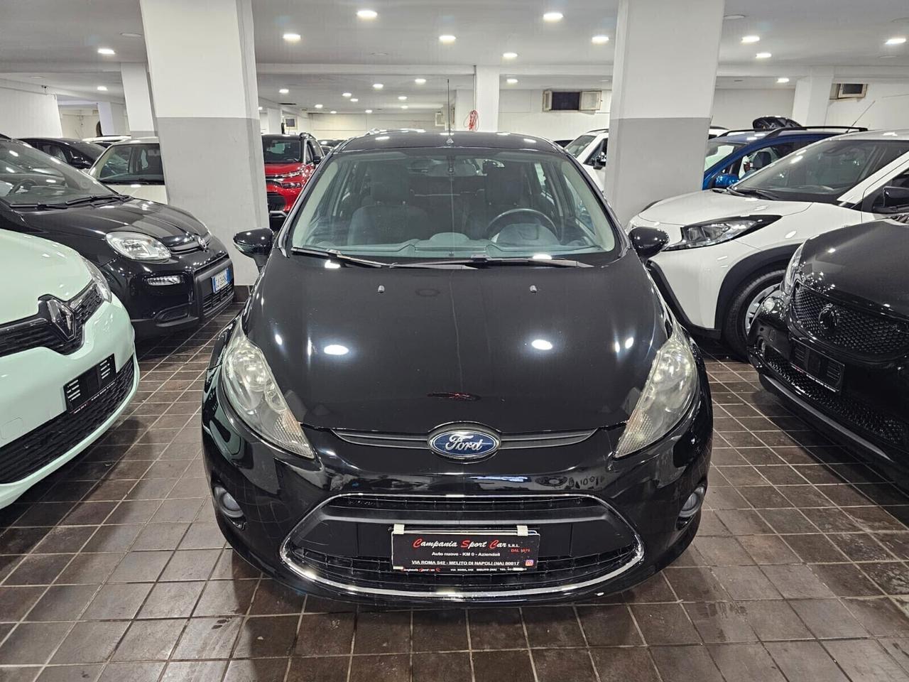 NUOVA FORD FIESTA TITANIUM 1.4 TDCI 70CV PER NEOPATENTATI