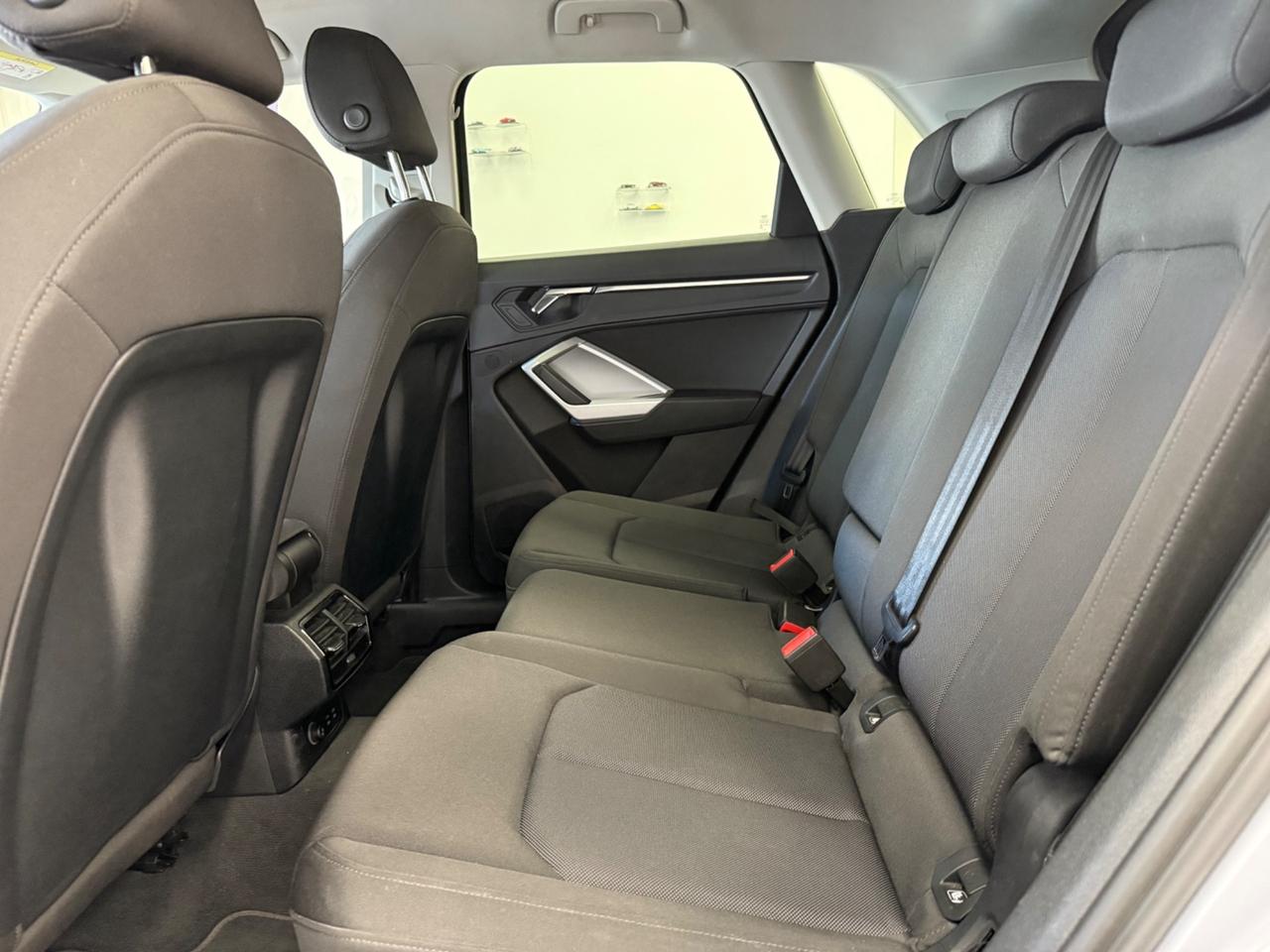 Audi Q3 35 TDI 2.0 S tronic Business Advanced 150 cv