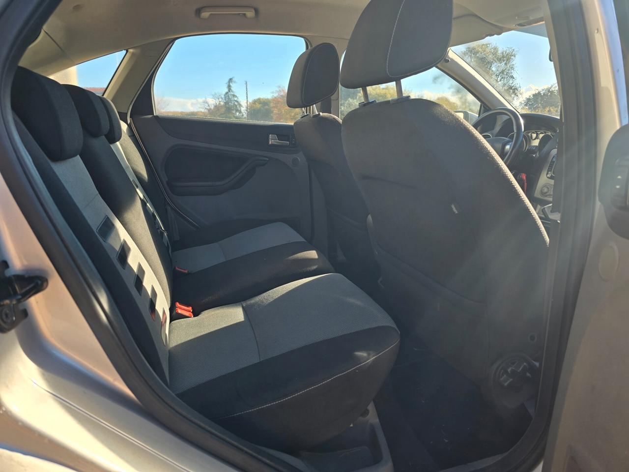 Ford Focus 1.6 TDCi (110CV) 5p. Tit. DPF