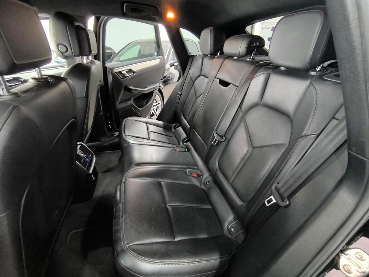Porsche Macan 2.0 CC 245 CV 2020