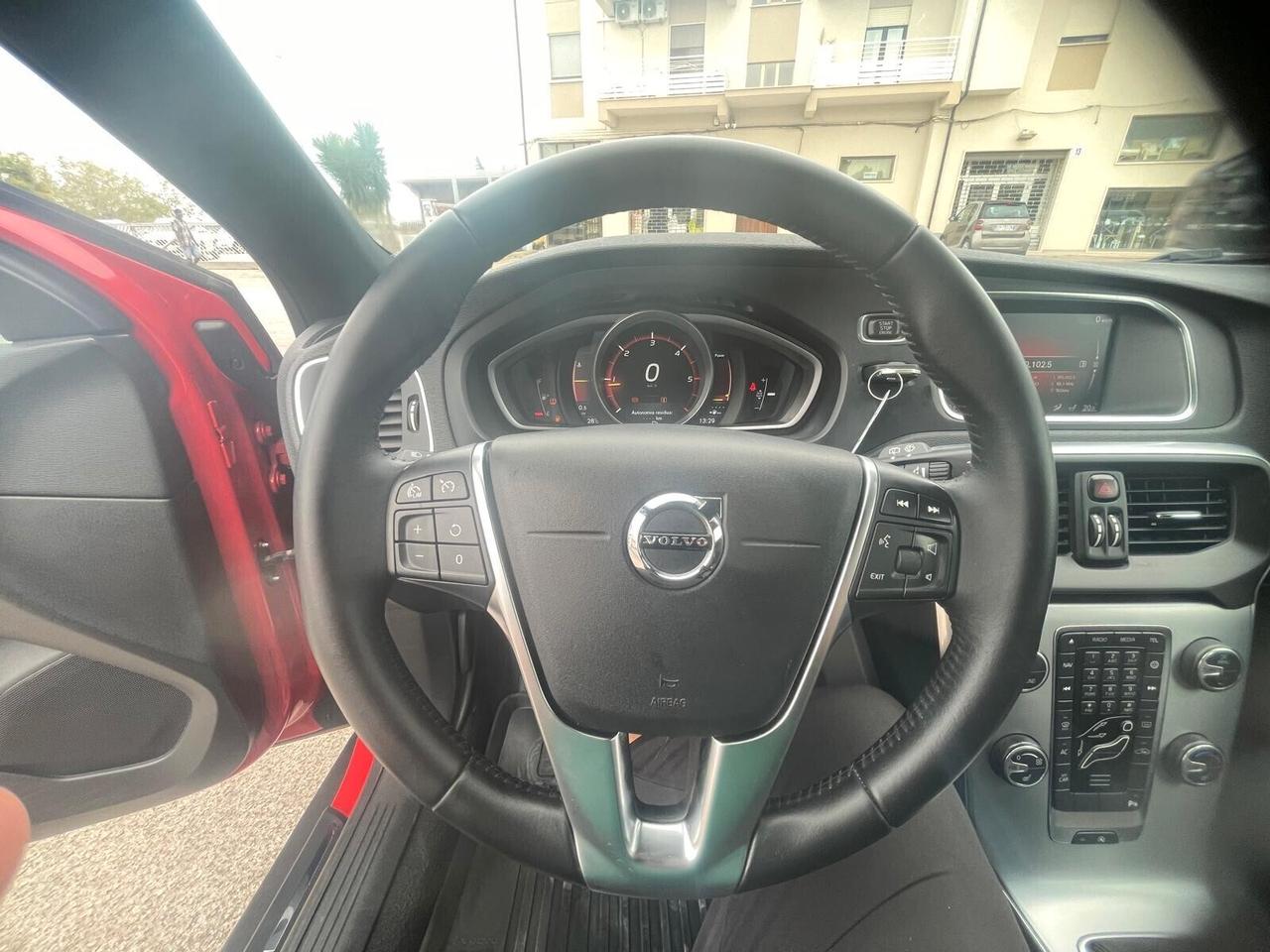 Volvo V40 Cross Country D3 Pro