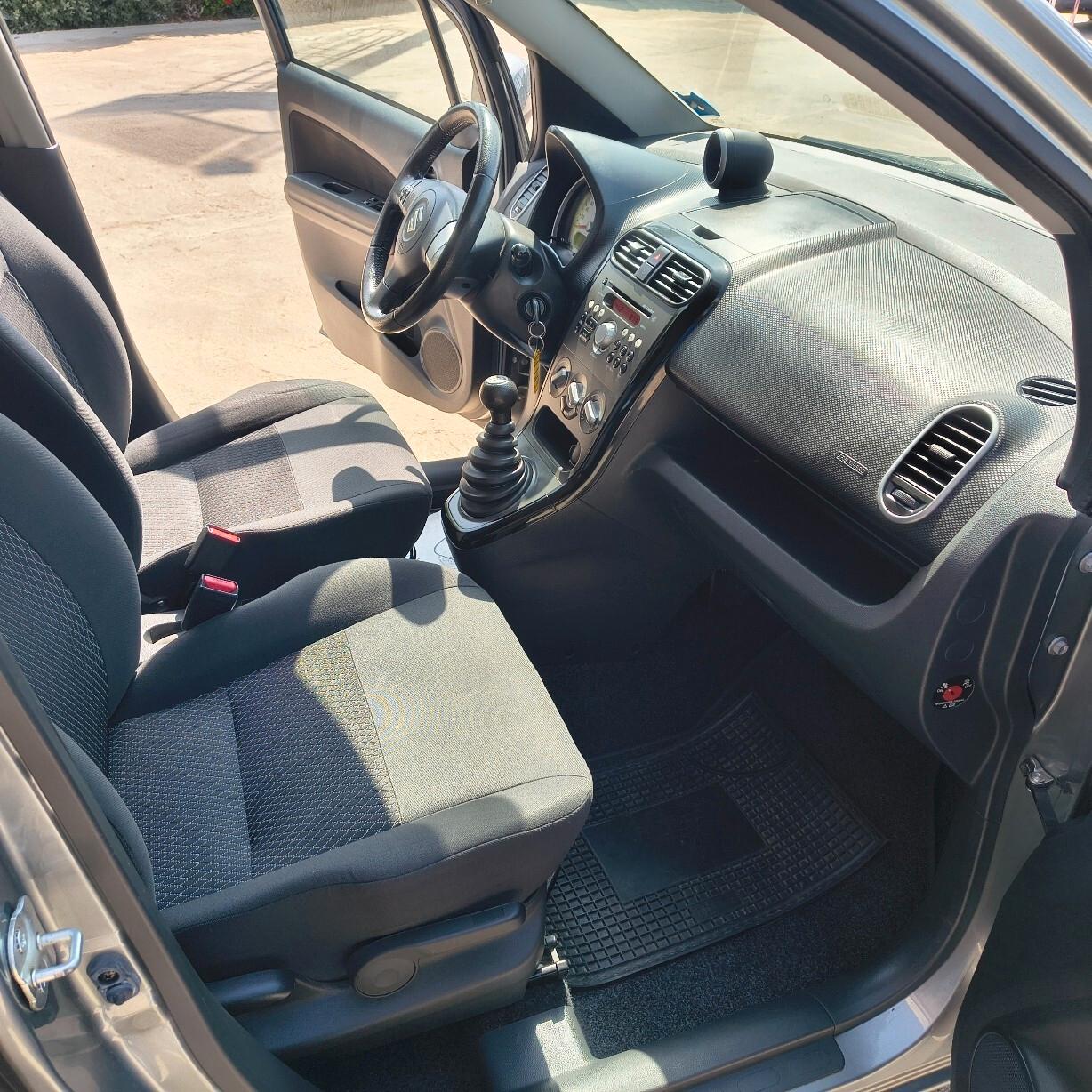 Suzuki Splash 1.0 VVT GL Style