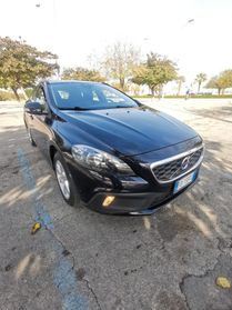 Volvo V40 Cross Country D2 Summum - 2016