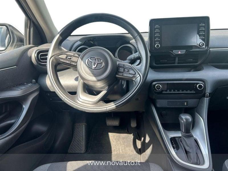 Toyota Yaris Hybrid Trend MY22