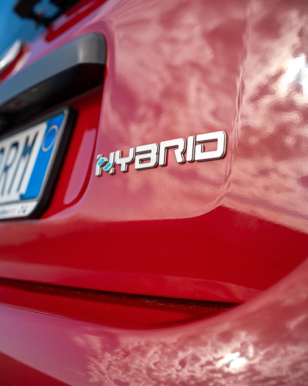 Fiat Panda 1.0 Hybrid Cross Red