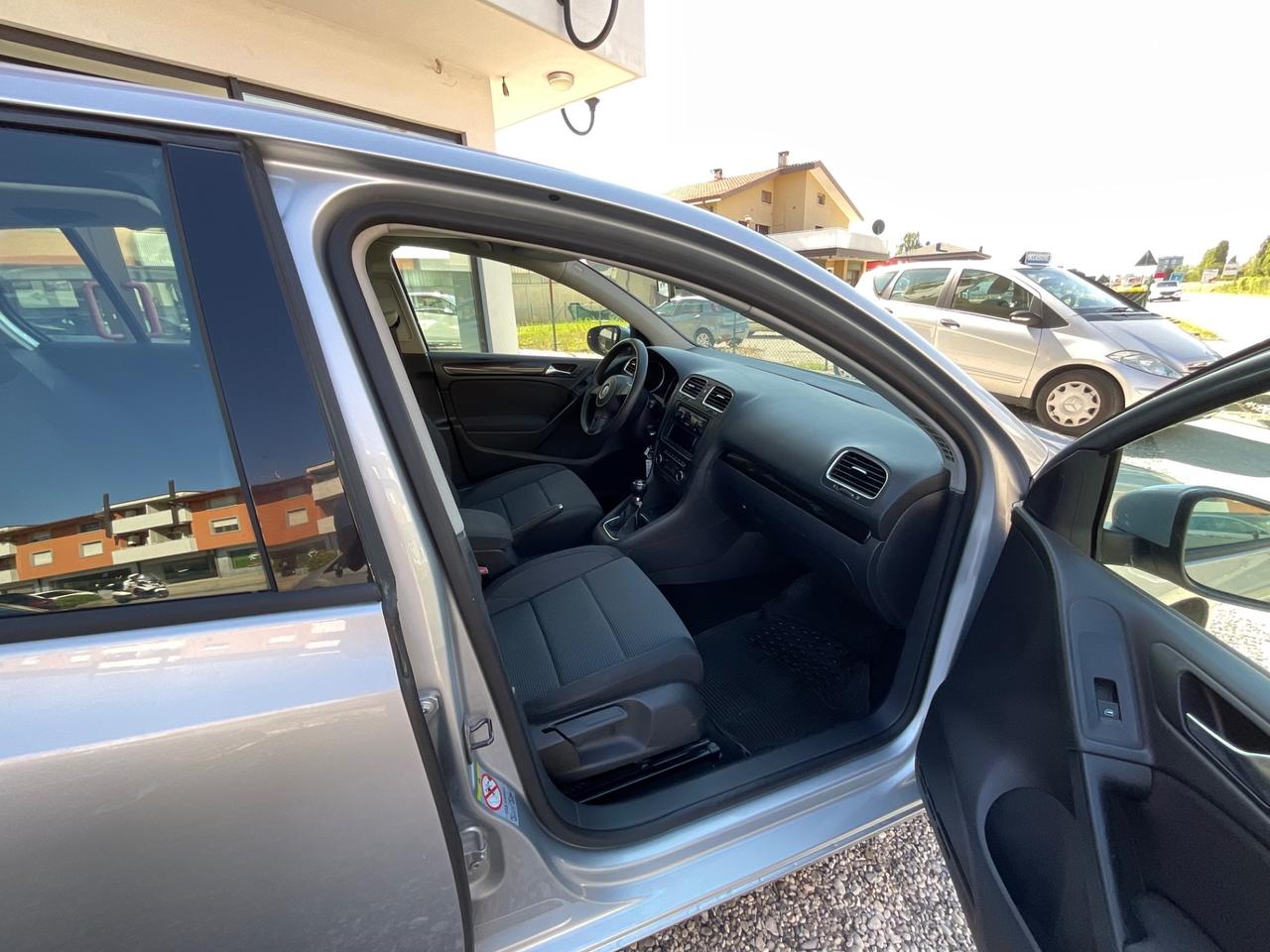 Volkswagen Golf Business 1.6 TDI 5p. Highline