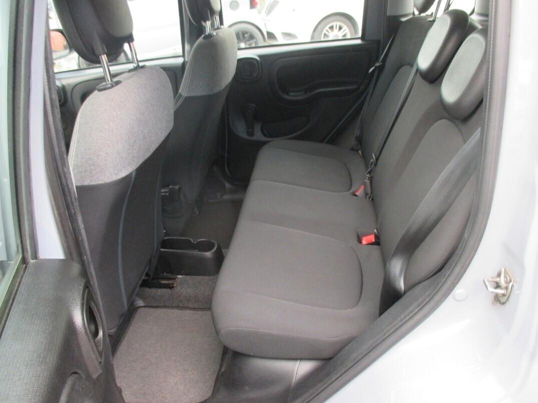 Fiat Panda 1.0 Hybrid Euro6 Per Neopatenteti