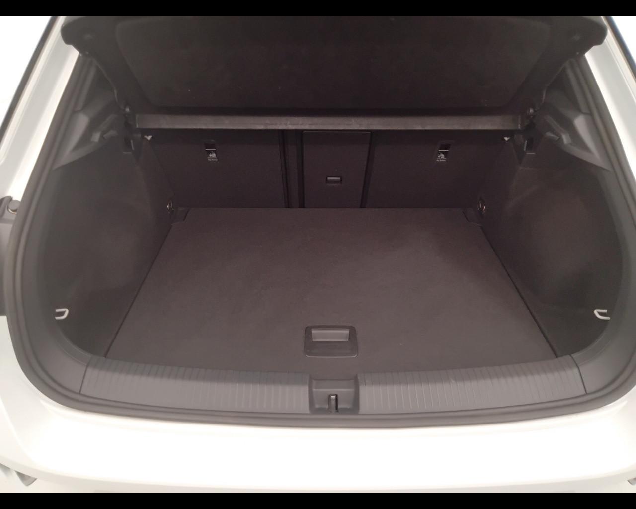 VOLKSWAGEN T-Roc 2022 - T-Roc 1.5 tsi R-Line dsg