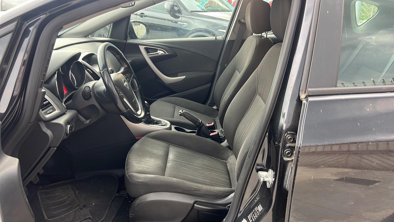 Opel Astra 1.7 CDTI 110CV 5 porte