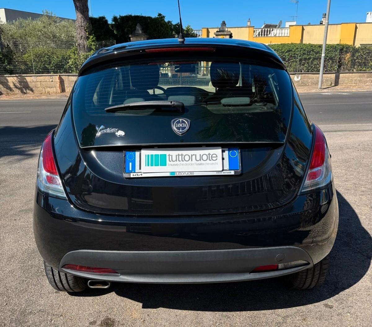 Lancia Ypsilon 1.2 69 CV 5 porte GPL Ecochic Elefantino