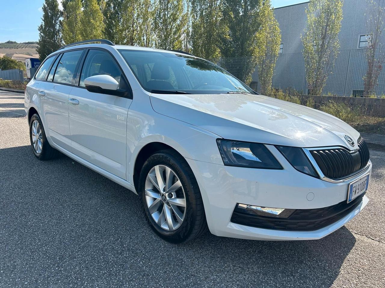 Skoda Octavia 1.6 Tdi SCR 115 cv Wagon Executive