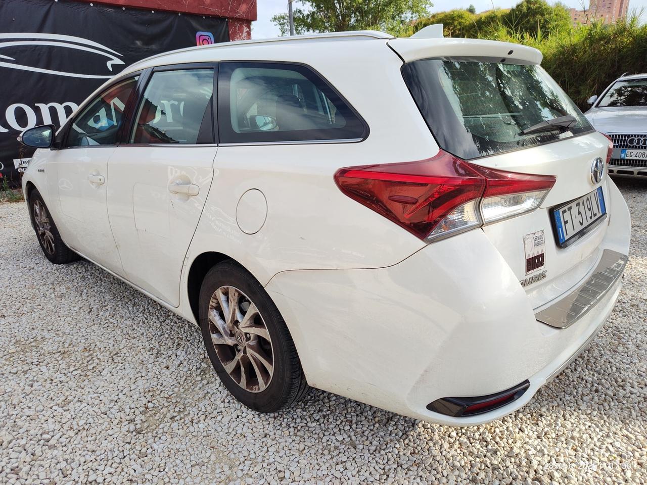 Toyota Auris Touring Sports 1.8 Hybrid Active
