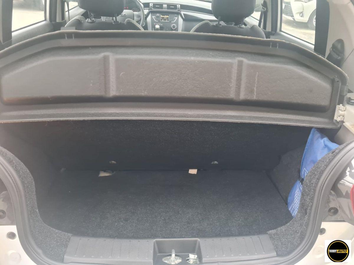 MAHINDRA KUV100 1.2 Benzina-Neopatentati-47.000 Km.