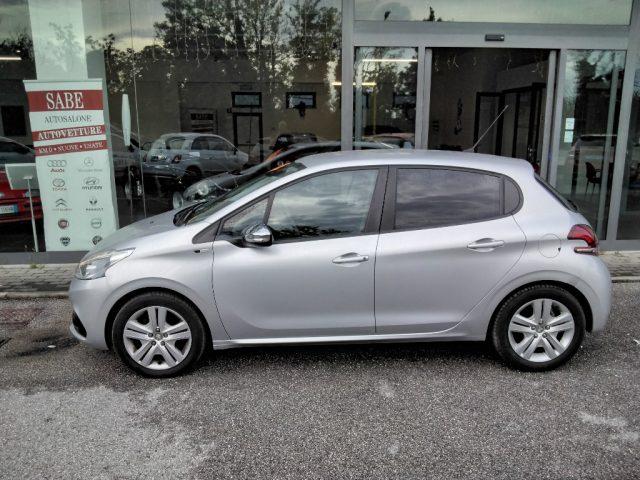 PEUGEOT 208 VTi Style 82cv