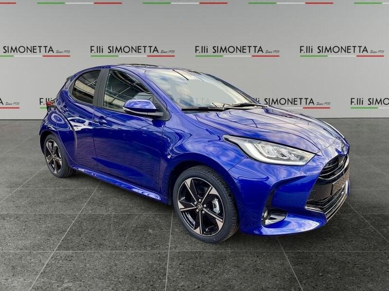 Toyota Yaris 1.5h 130 Lounge - NUOVO
