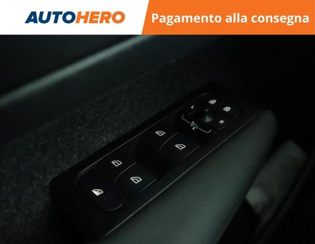 VOLVO XC40 T2 Geartronic Momentum