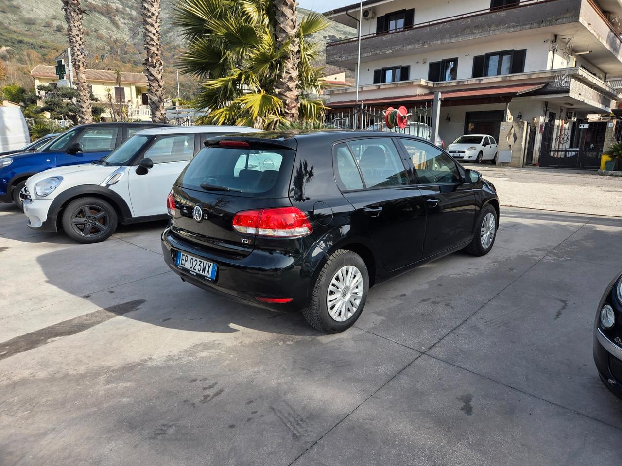 Volkswagen Golf Business 1.6 TDI 5p. Highline - 2013