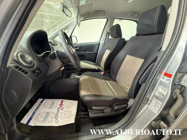 FIAT Sedici 2.0 MJT 16V DPF 4x4 Emotion