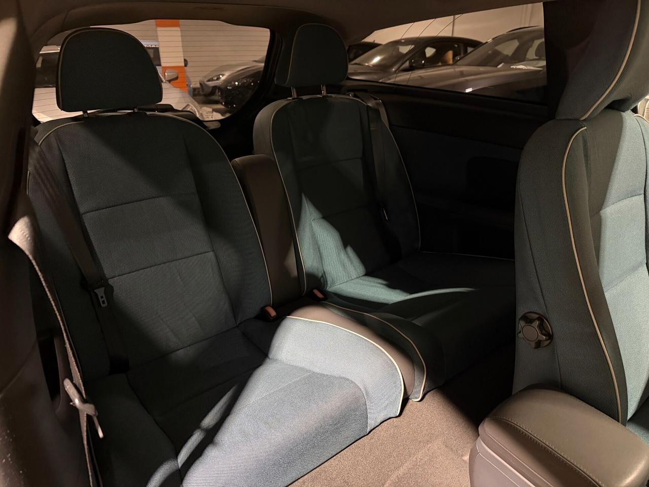 Volvo C30 1.6 Momentum CLIMA-BENZINA