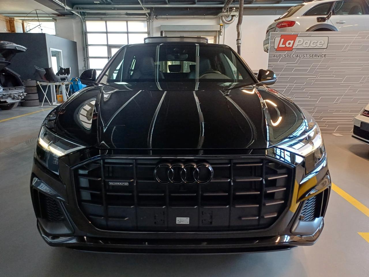 Audi Q8 45 TDI quattro tiptronic S-line