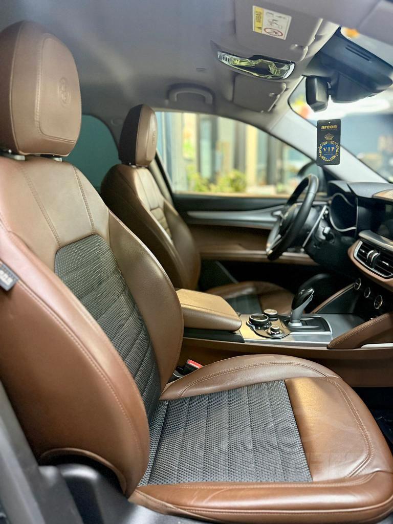 Alfa Romeo Stelvio 2.2 t Super Q4 210cv auto