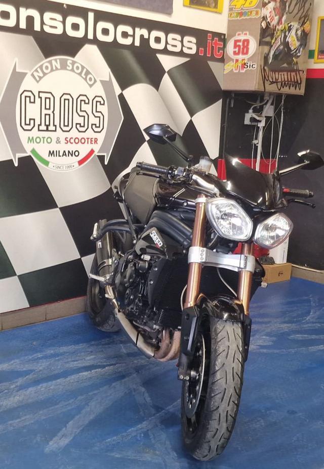 TRIUMPH Speed Triple 1050 - ANNO 2011
