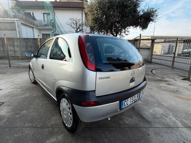 Opel Corsa 1.2i 16V cat 3 porte Comfort Euro 4 adatta a neopatentati