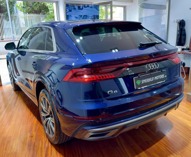 AUDI Q8 45 TDI quattro tiptronic Sport