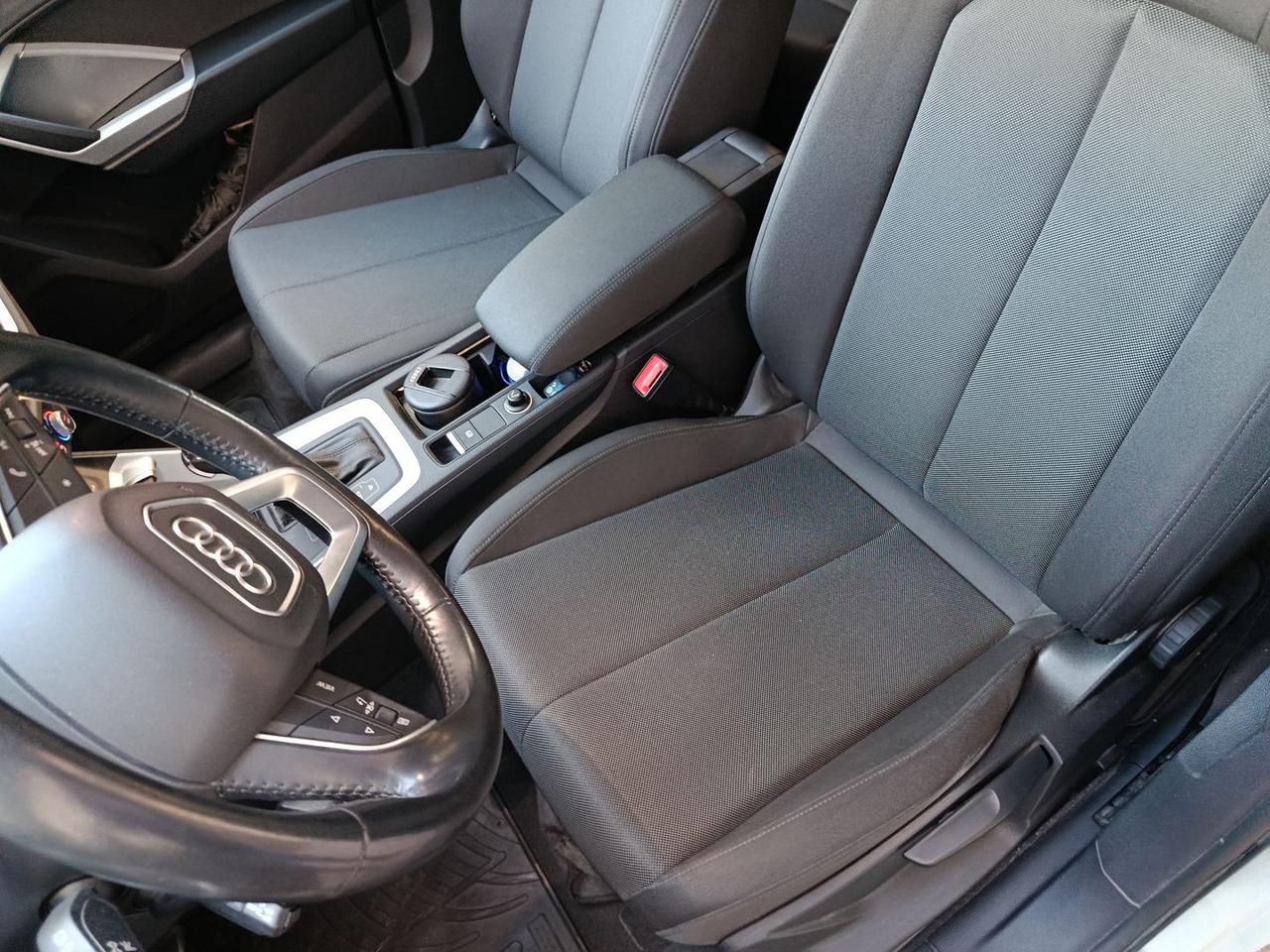 Audi Q3 Business Plus 2.0 35 TDI #8094