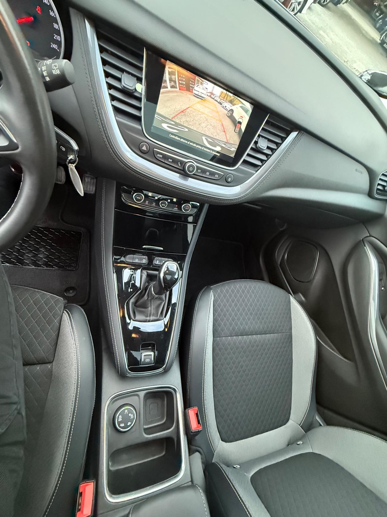 Grandland X 1.2 Turbo 12V 130 CV-Ultimate-unipro-