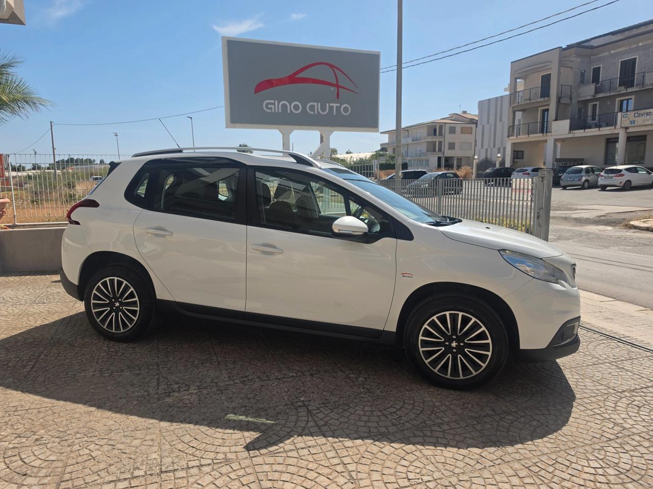 Peugeot 2008 BlueHDi 100 Active