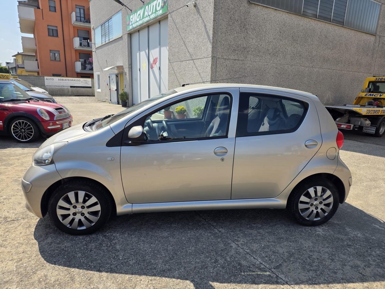 Toyota Aygo 1.0 12V VVT-i 5 porte