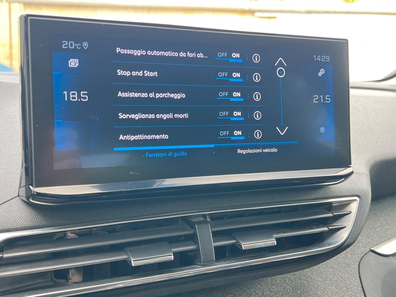 Peugeot 3008 HDi 130 EAT8 Allure Pack