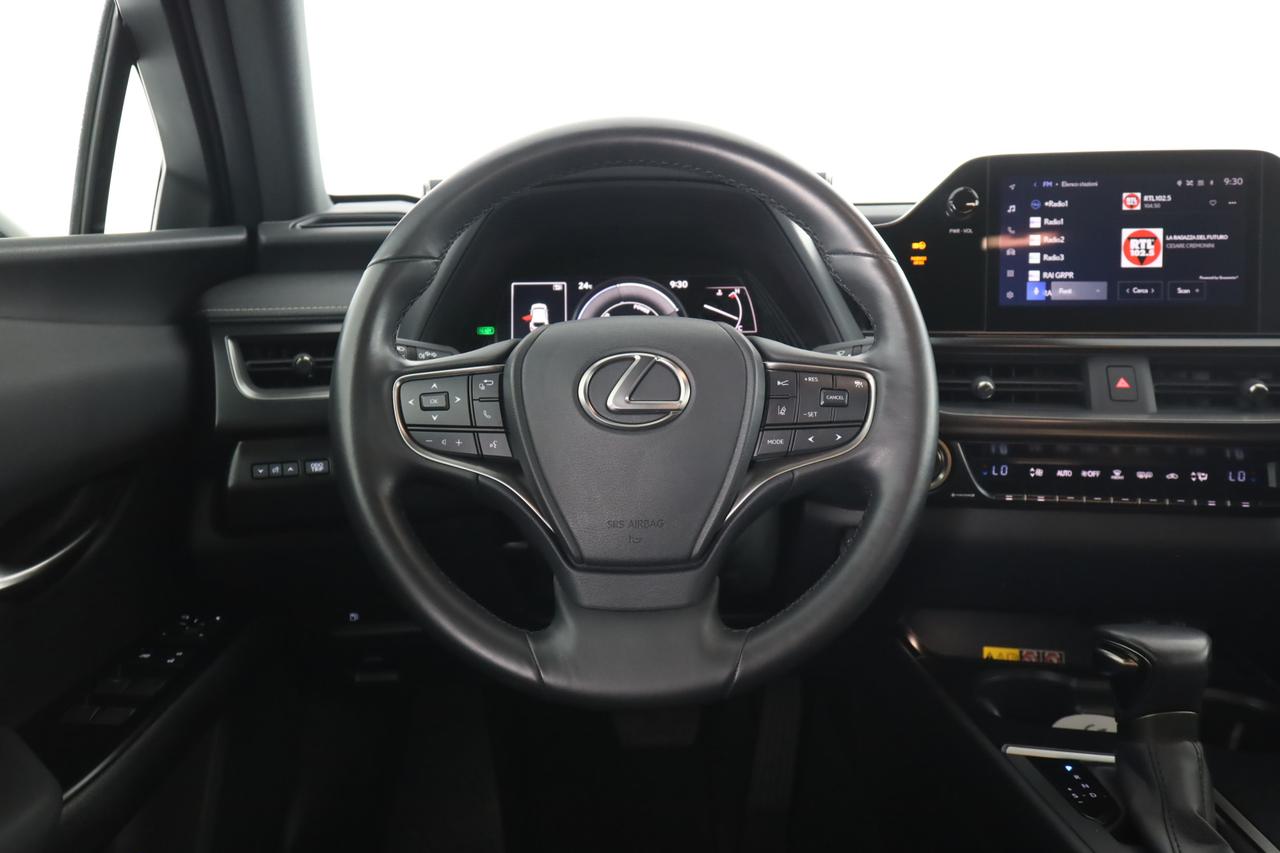 LEXUS UX Hybrid Urban