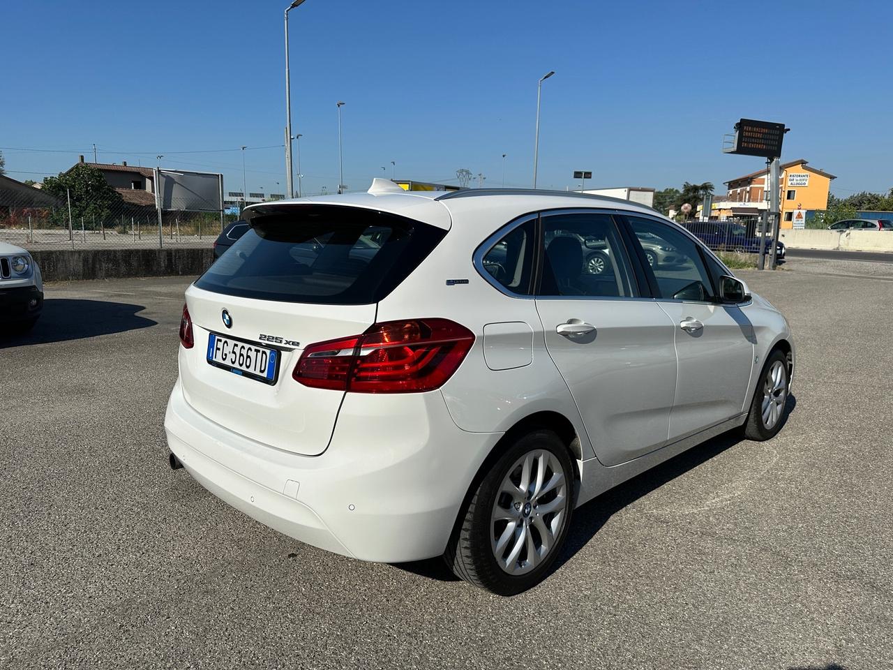 Bmw 2er Active Tourer 225xe Active Tourer -2016
