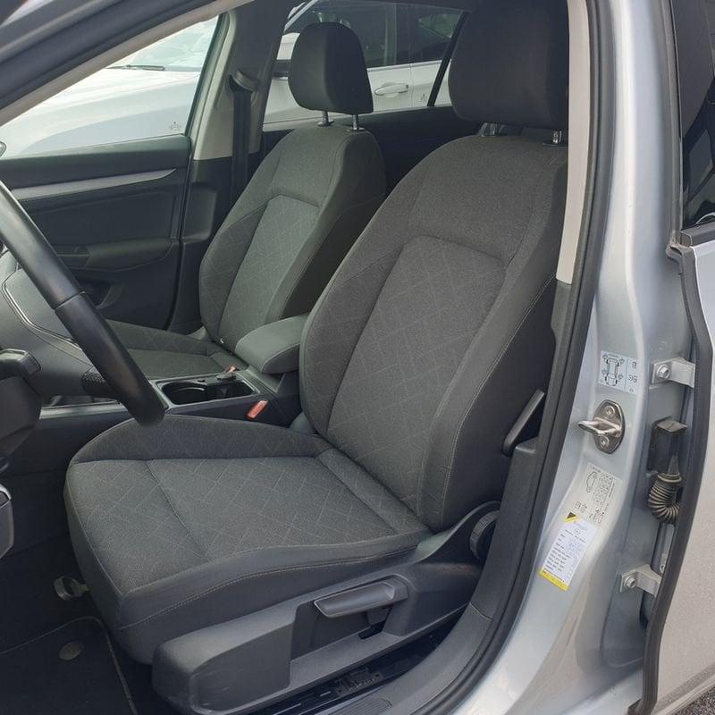 Volkswagen Golf 1.0 TSI EVO Life 110 CV