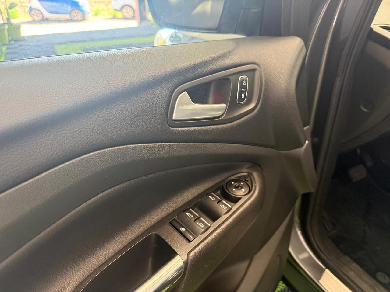 Ford Kuga 2.0 TDCi Titanium 4WD S&S 150cv Powershift