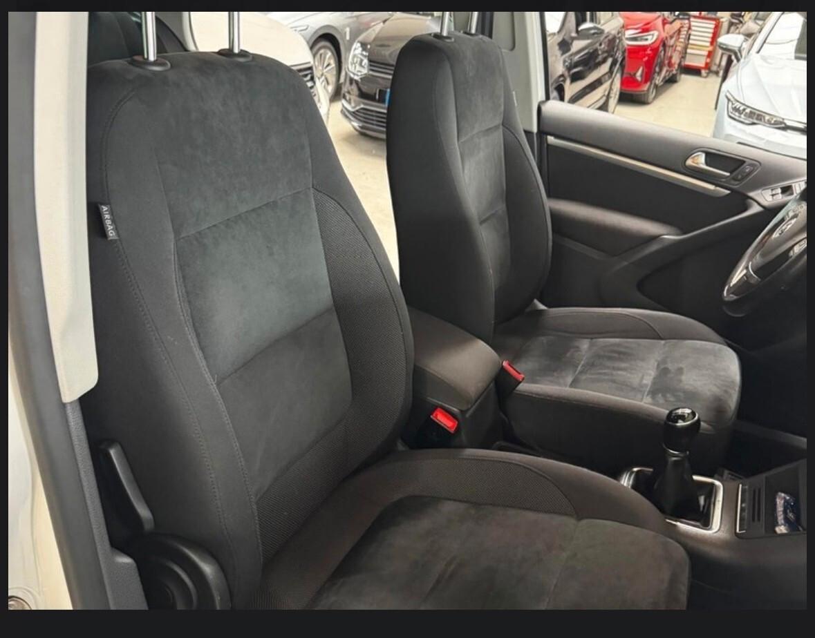 Volkswagen Tiguan 1.4 TSI 160 CV 4MOTION Sport & Style 65.000 KM UNIPROP.