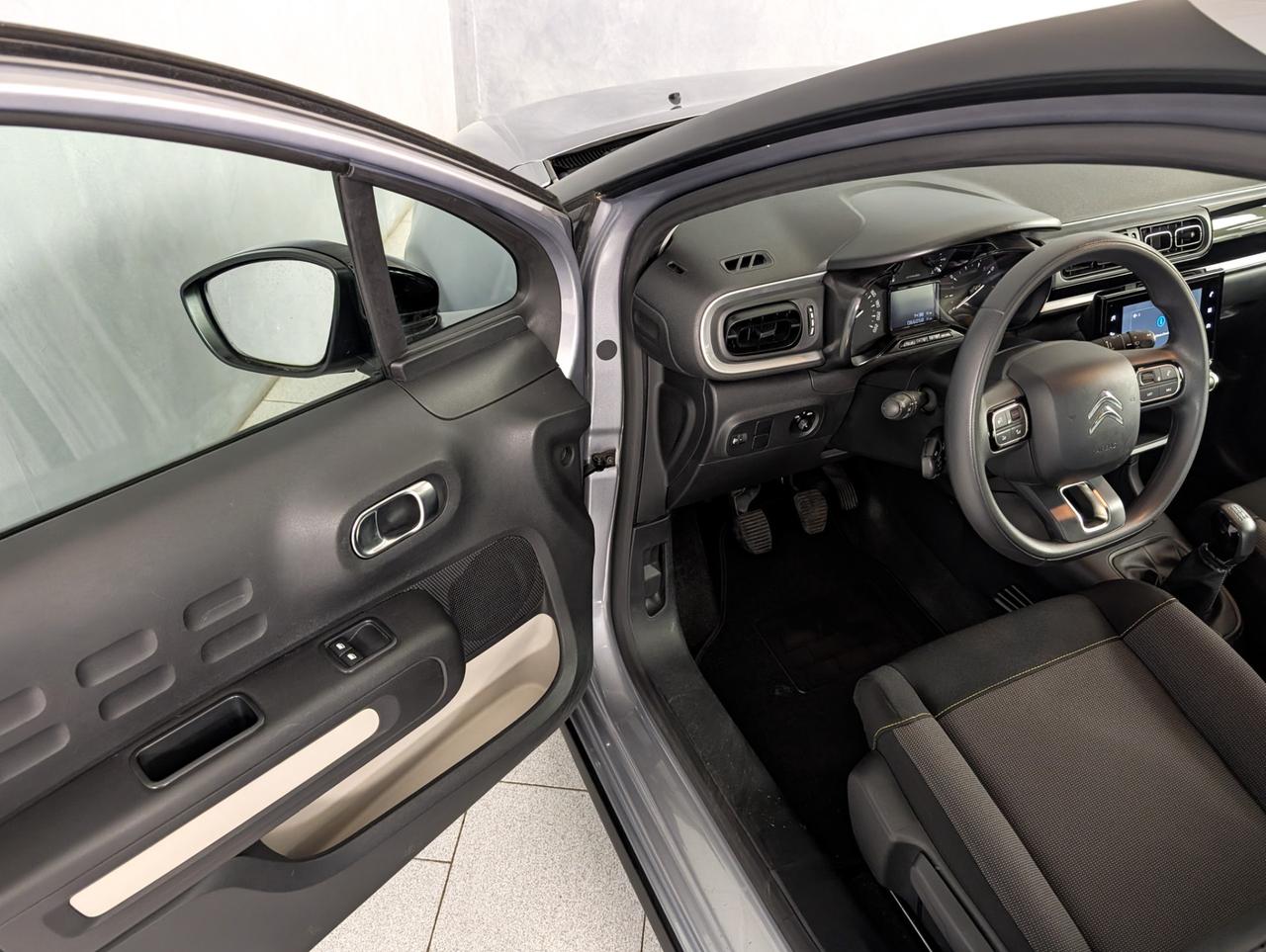 Citroen C3 1.2 puretech 83cv Shine