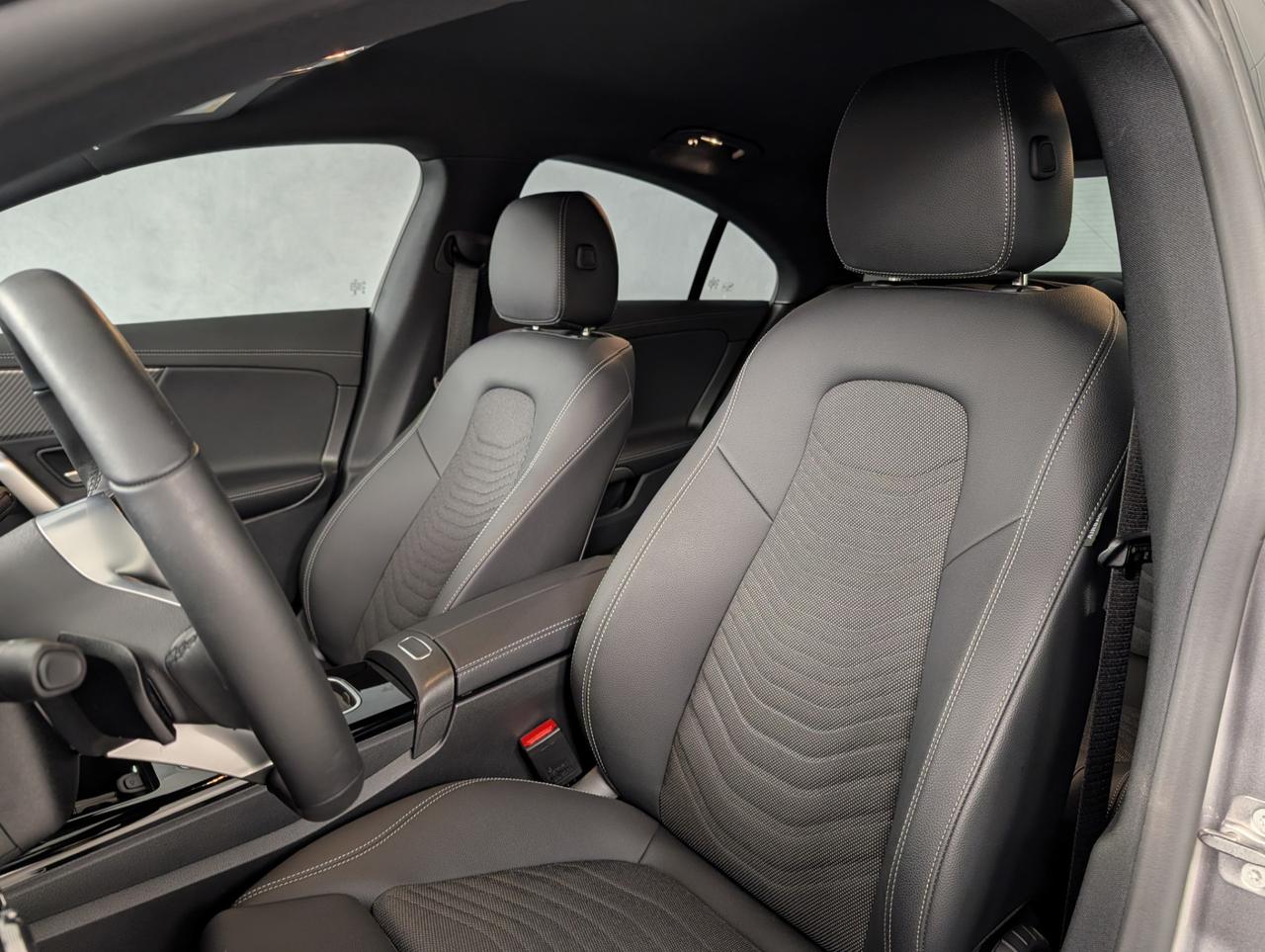 Mercedes-Benz 180 Automatic Progressive Advanced