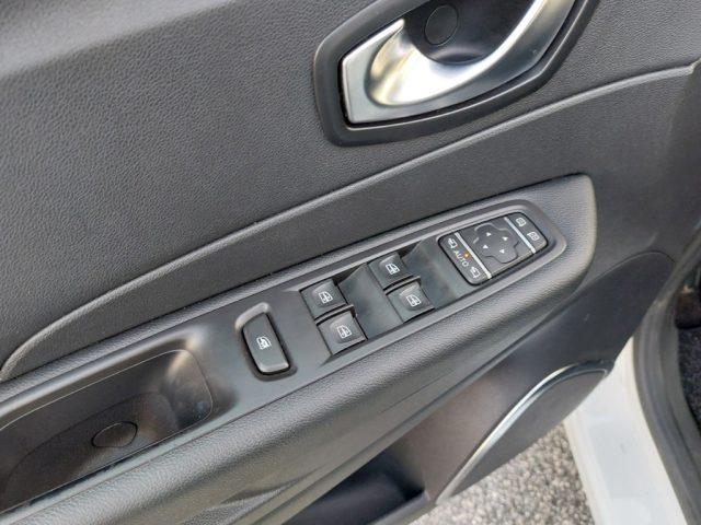 RENAULT Captur TCe 12V 90 CV Start&Stop Energy Neopatentati
