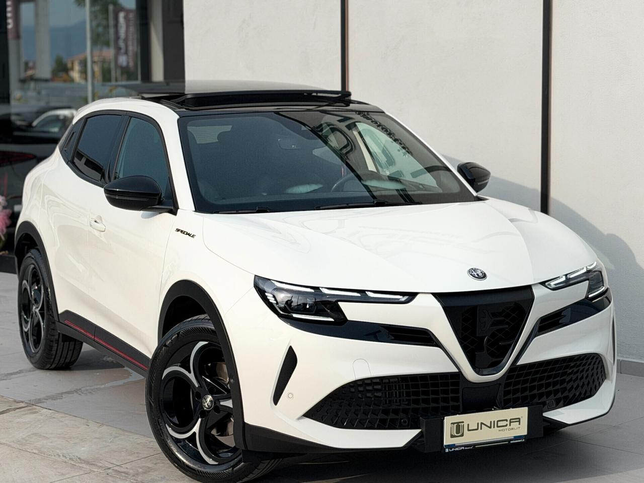 Alfa Romeo Junior 1.2 136 CV Hybrid eDCT6 SPECIALE TETTO