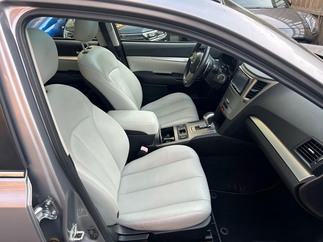 Subaru Legacy 2.0i SW Lineartronic VAGP Bi-Fuel