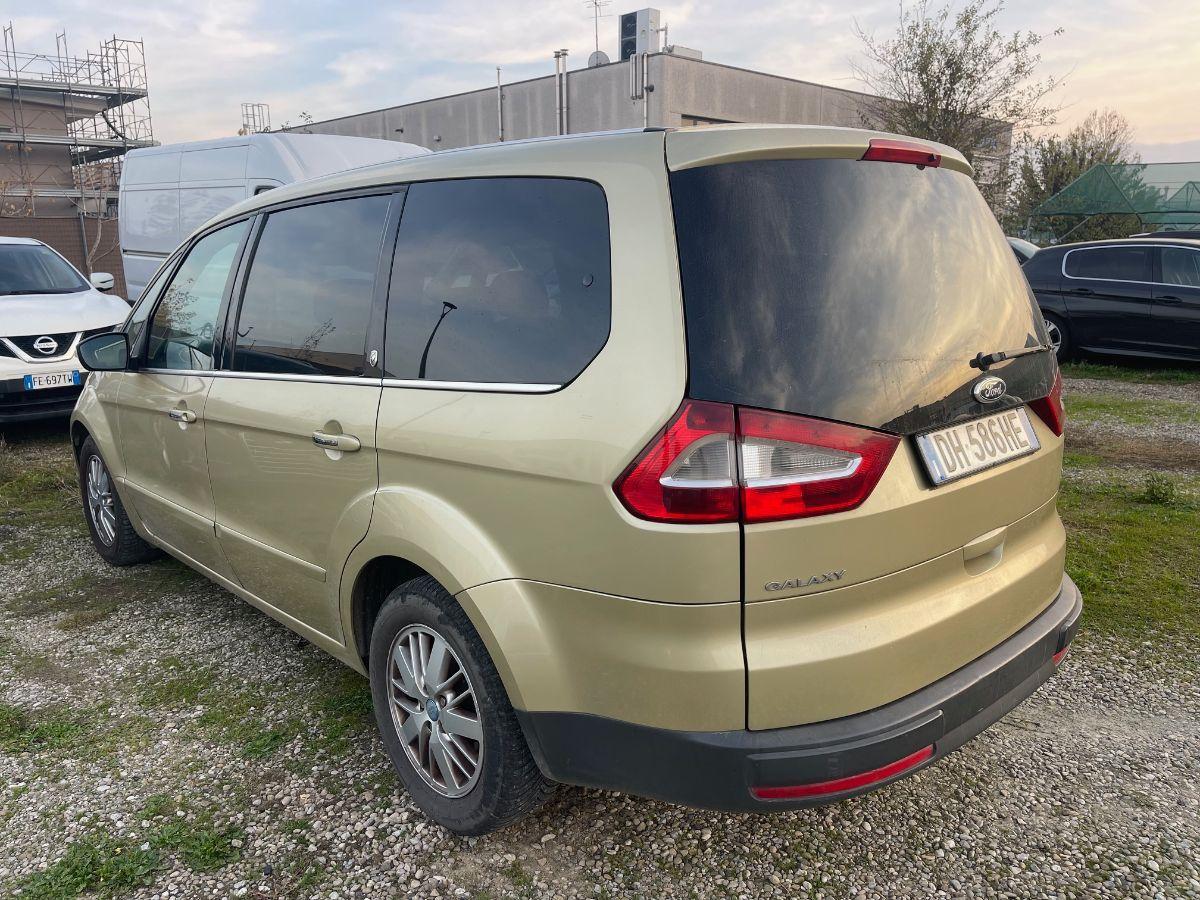 FORD - Galaxy - 2.0 TDCi 140CV Ghia DPF