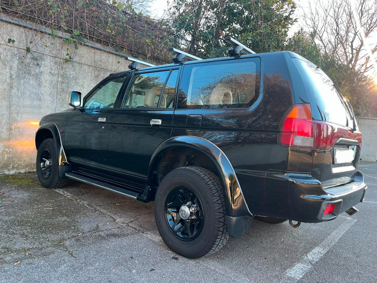 Mitsubishi Pajero Sport 3.0i V6 24V - 4x4