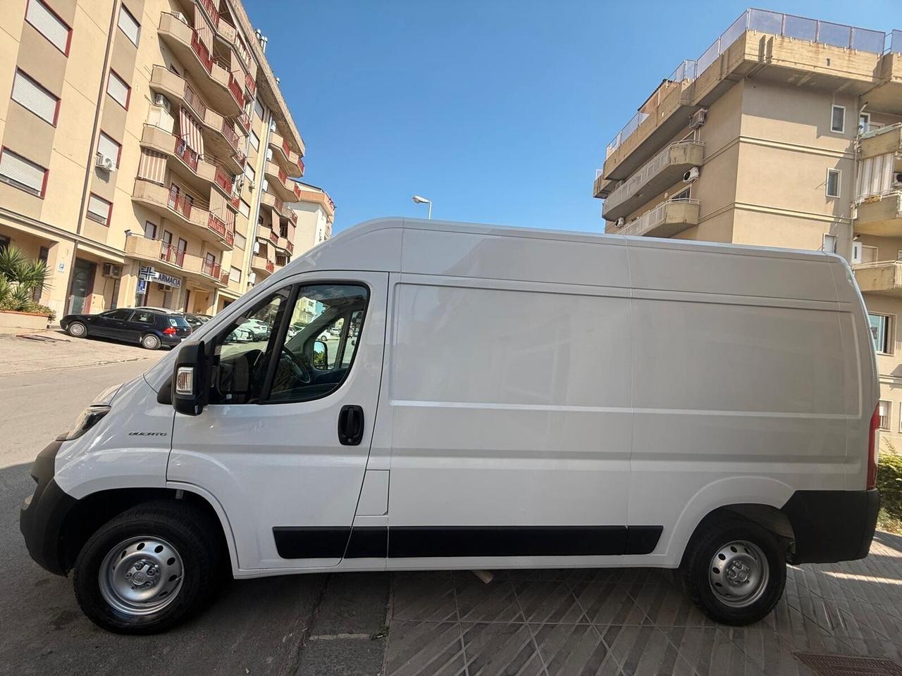 FIAT DUCATO 33 2.2 MJT 120CV