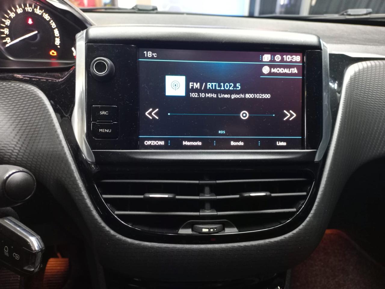 Peugeot 208 PureTech 82 5 porte Allure